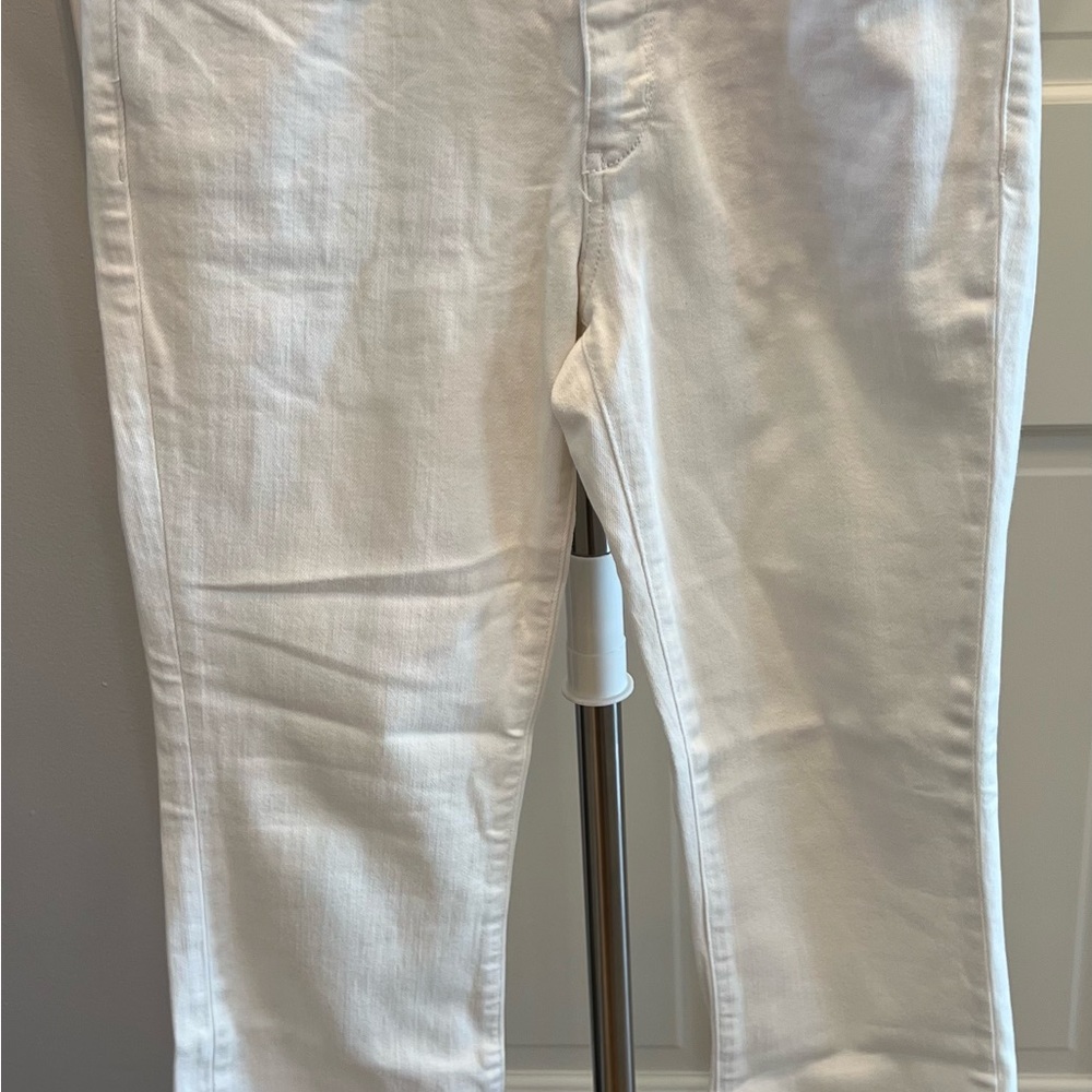 Anthropology Pilcro Script frayed White Jeans. Worn a couple times